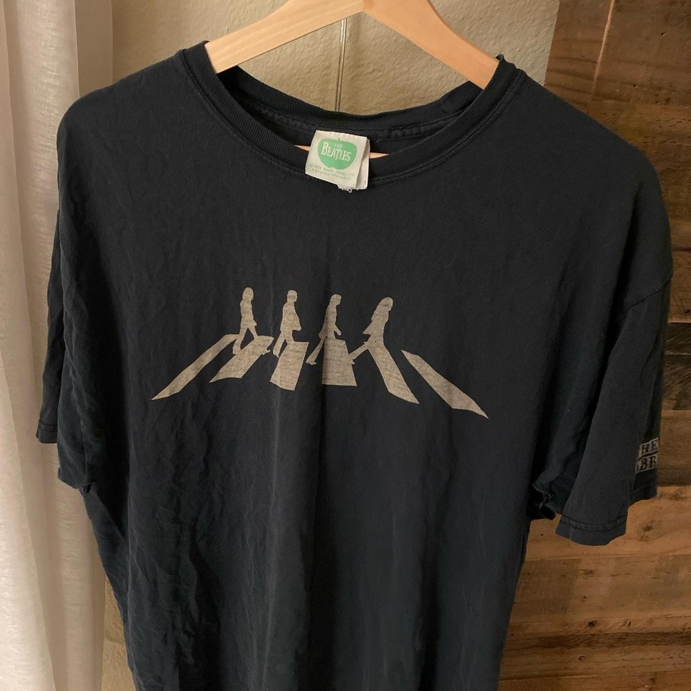 Y2K Beatles "Abbey Road" T Shirt Navy blue color Unisex comfortableSize L